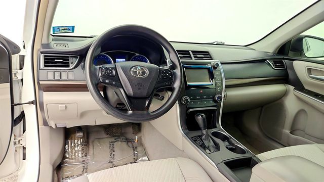 2015 Toyota Camry 4dr Sedan I4 Automatic LE w/ Entune Audio Plus - 23025757 - 11
