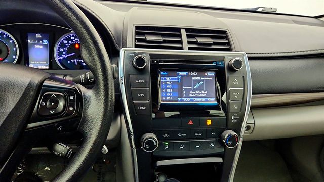 2015 Toyota Camry 4dr Sedan I4 Automatic LE w/ Entune Audio Plus - 23025757 - 16