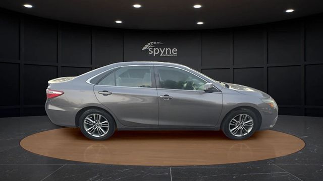 2015 Toyota Camry 4dr Sedan I4 Automatic SE - 22927660 - 4