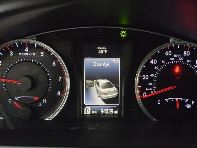 2015 Toyota Camry 4dr Sedan I4 Automatic SE - 22968465 - 15