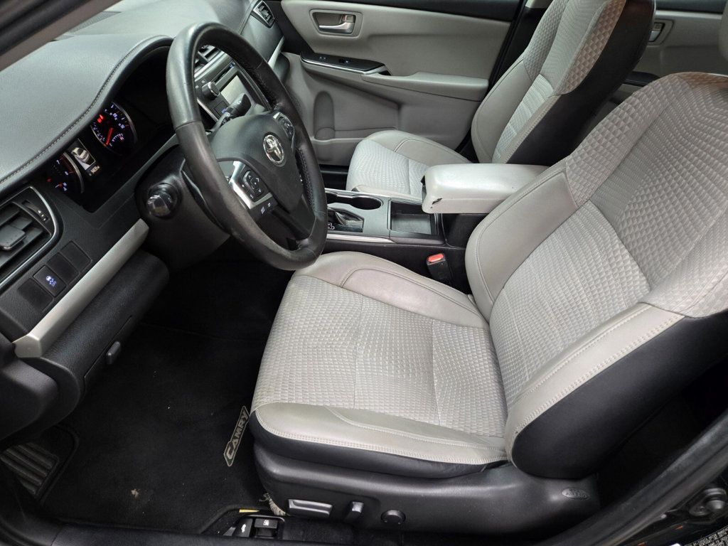 2015 Toyota Camry 4dr Sedan I4 Automatic SE - 22968465 - 5