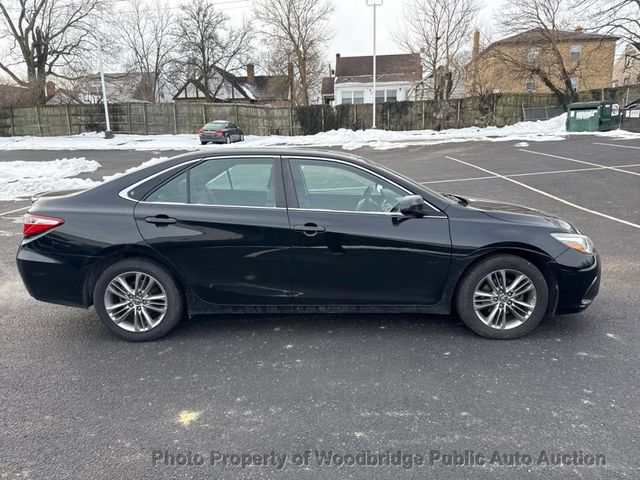 2015 Toyota Camry 4dr Sedan I4 Automatic SE - 22761837 - 15