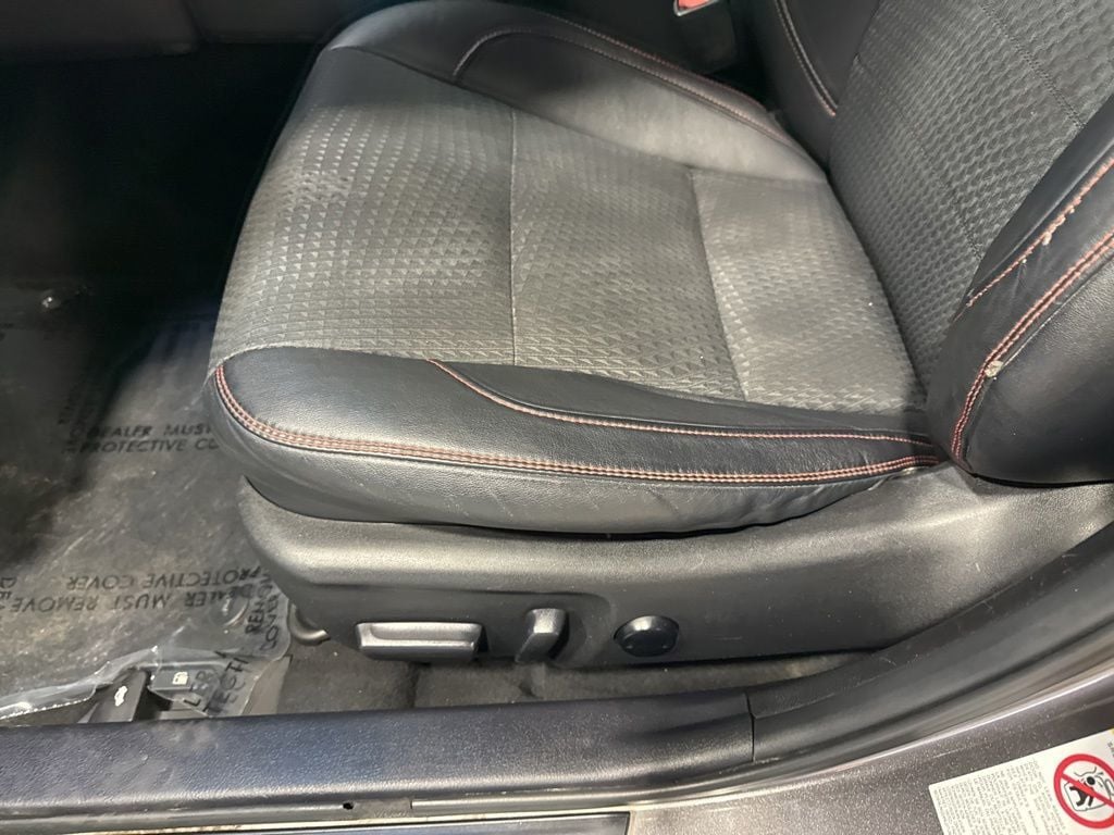 2015 Toyota Camry 4dr Sedan I4 Automatic SE - 22995558 - 19