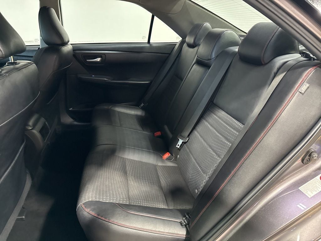 2015 Toyota Camry 4dr Sedan I4 Automatic SE - 22995558 - 23