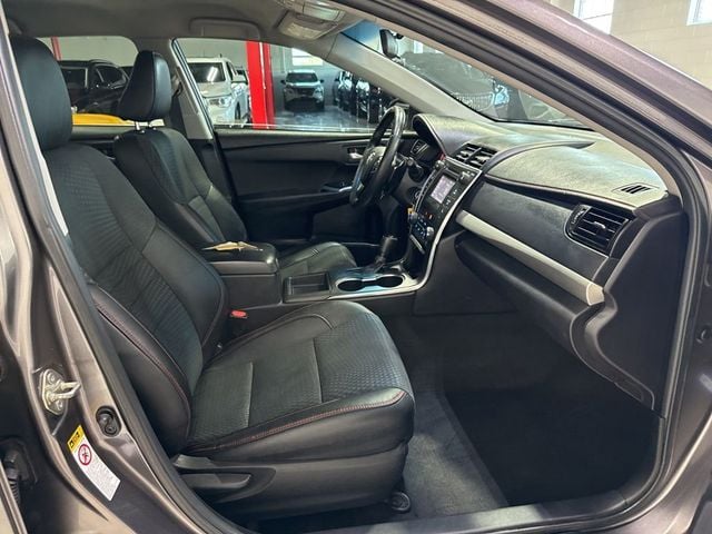 2015 Toyota Camry 4dr Sedan I4 Automatic SE - 22995558 - 31