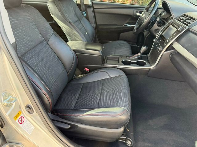 2015 Toyota Camry 4dr Sedan I4 Automatic SE - 22964847 - 15