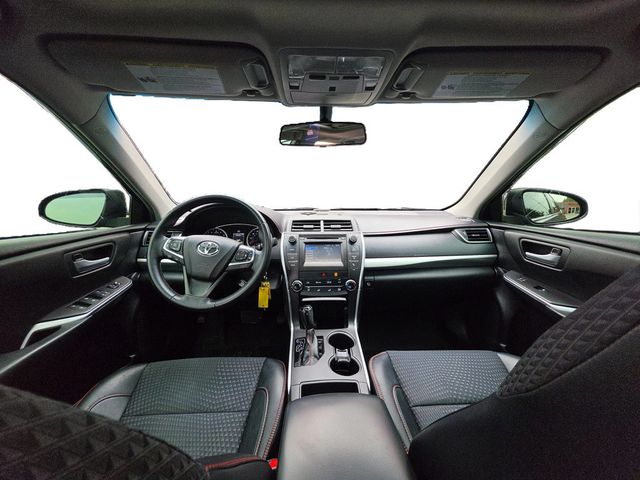 2015 Toyota Camry 4dr Sedan I4 Automatic SE - 23075843 - 11