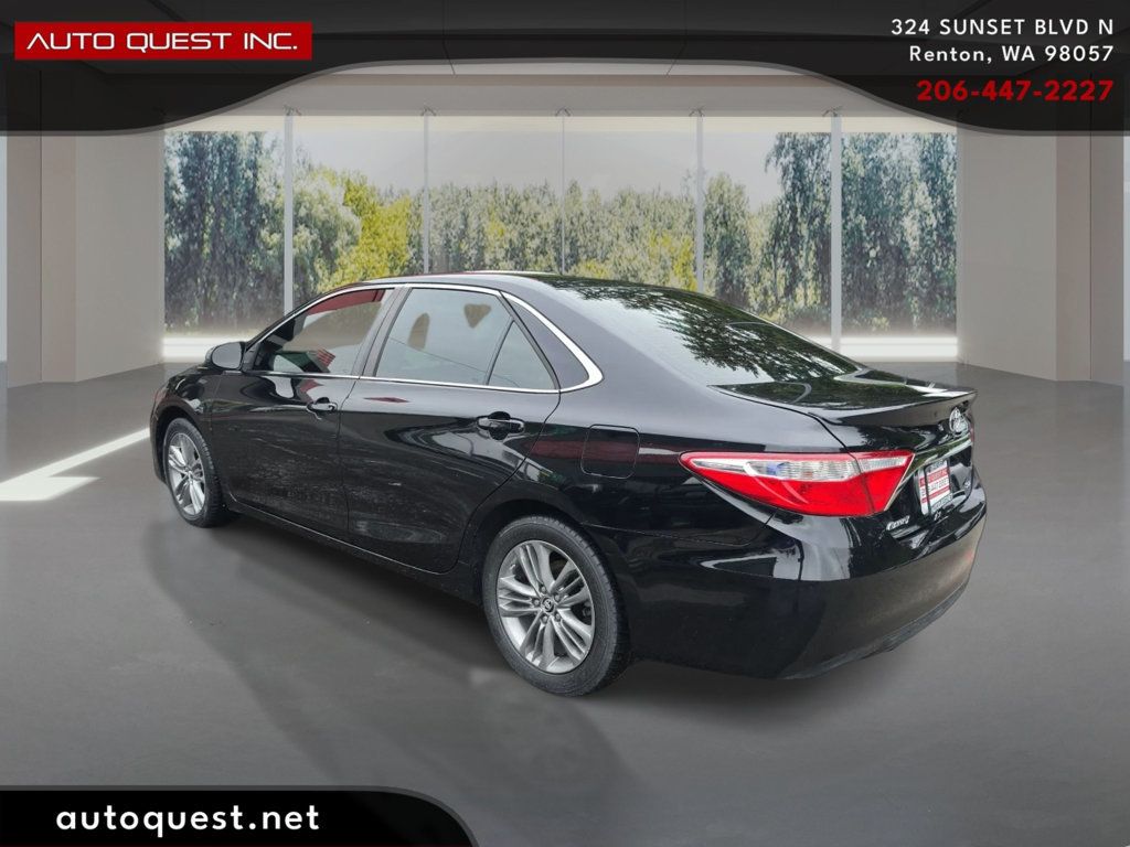 Toyota Camry photo 7