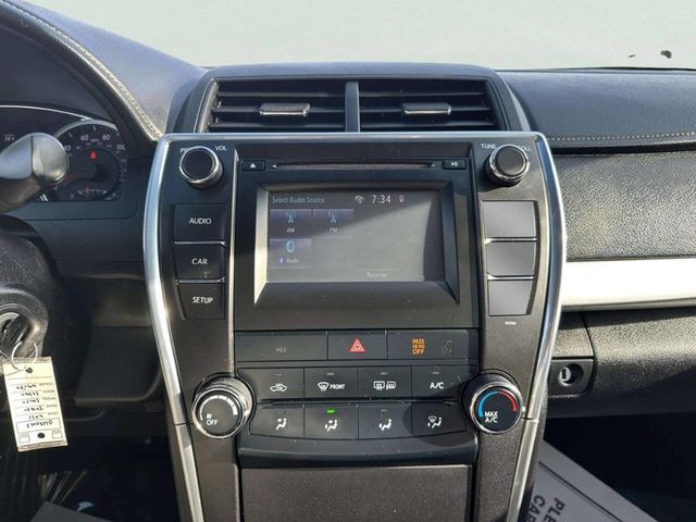 2015 Toyota Camry 4dr Sedan I4 Automatic SE - 22968392 - 24