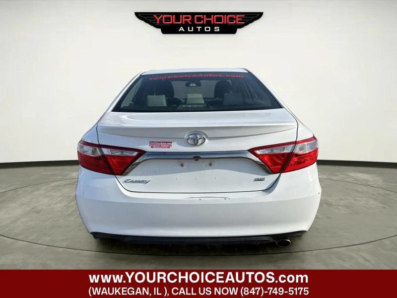 2015 Toyota Camry 4dr Sedan I4 Automatic SE - 22968392 - 3