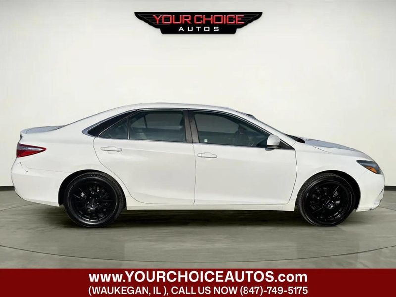 2015 Toyota Camry 4dr Sedan I4 Automatic SE - 22968392 - 5