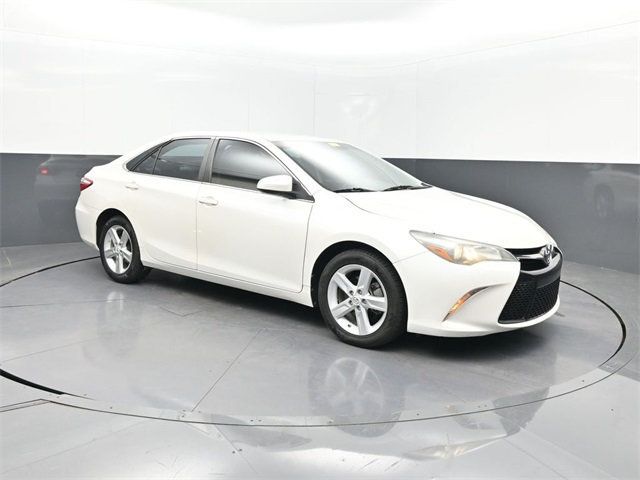 2015 Toyota Camry 4dr Sedan I4 Automatic SE - 22968082 - 20