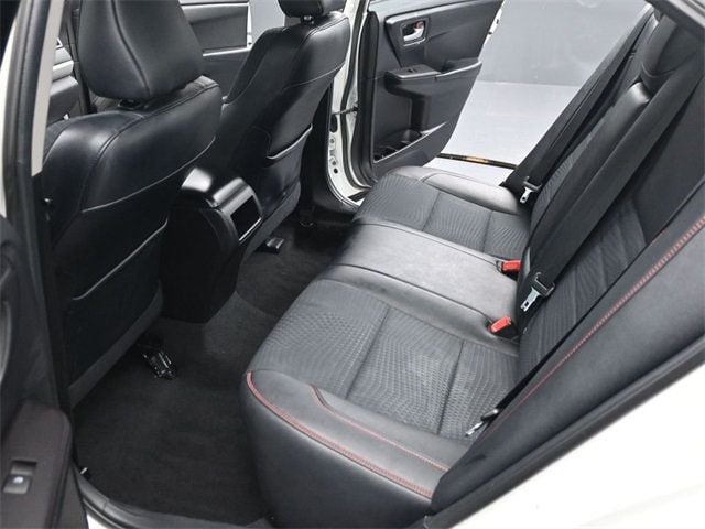 2015 Toyota Camry 4dr Sedan I4 Automatic SE - 22968082 - 6