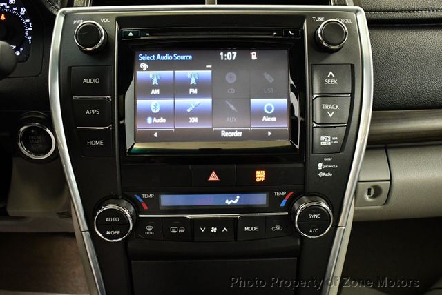 2015 Toyota Camry 4dr Sedan I4 Automatic XLE - 22664730 - 30