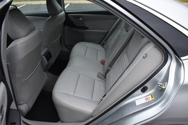 2015 Toyota Camry 4dr Sedan I4 Automatic XLE - 23008721 - 14