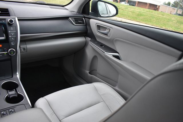 2015 Toyota Camry 4dr Sedan I4 Automatic XLE - 23008721 - 17