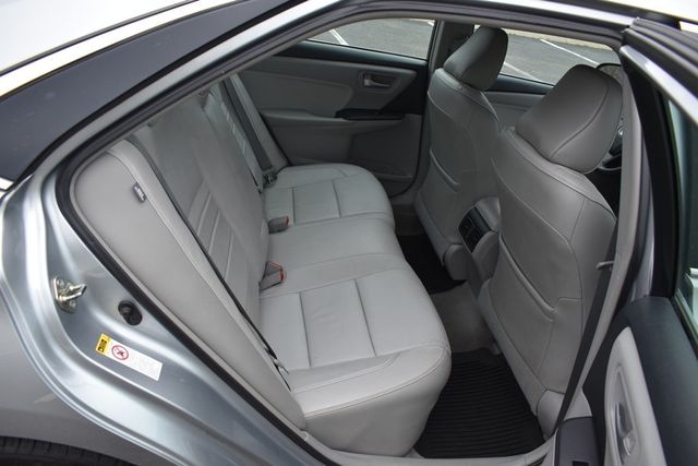 2015 Toyota Camry 4dr Sedan I4 Automatic XLE - 23008721 - 18