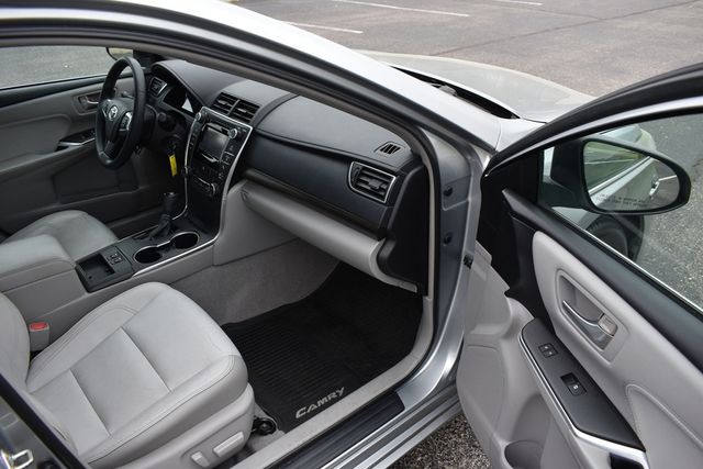 2015 Toyota Camry 4dr Sedan I4 Automatic XLE - 23008721 - 29