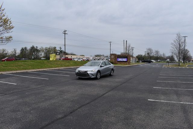 2015 Toyota Camry 4dr Sedan I4 Automatic XLE - 23008721 - 38