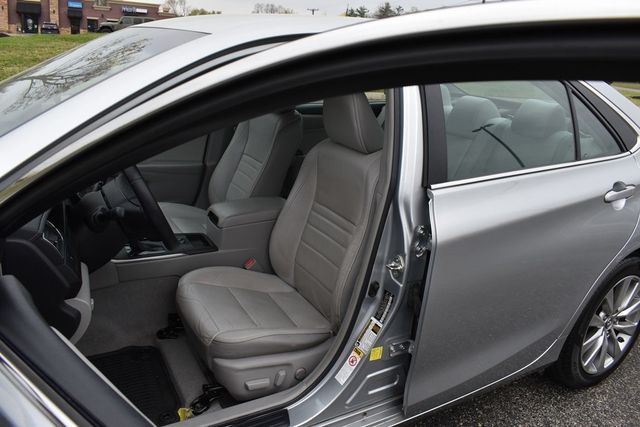 2015 Toyota Camry 4dr Sedan I4 Automatic XLE - 23008721 - 3