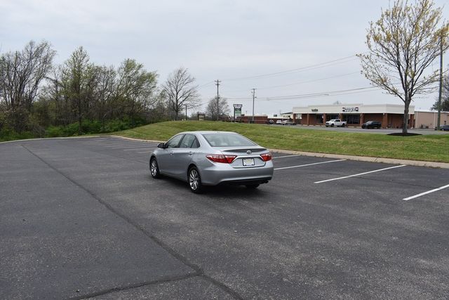 2015 Toyota Camry 4dr Sedan I4 Automatic XLE - 23008721 - 42