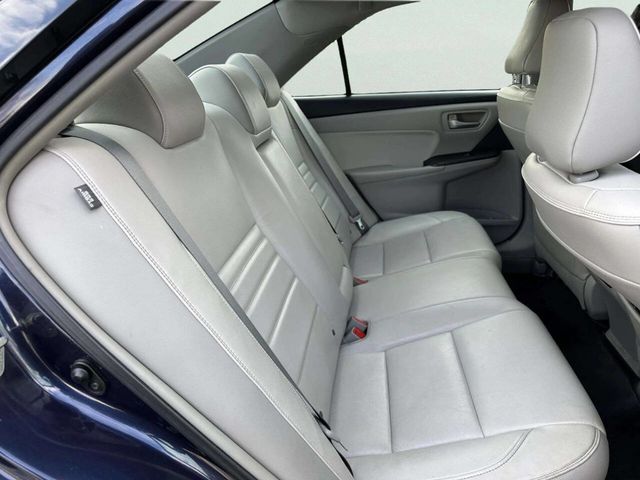 2015 Toyota Camry 4dr Sedan I4 Automatic XLE - 22975306 - 17