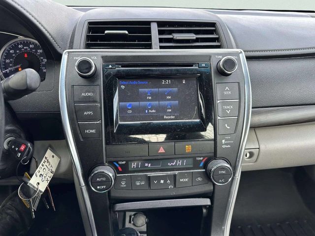 2015 Toyota Camry 4dr Sedan I4 Automatic XLE - 22975306 - 27