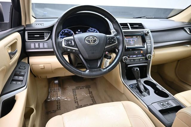 2015 Toyota Camry 4dr Sedan I4 Automatic XLE - 23067791 - 11