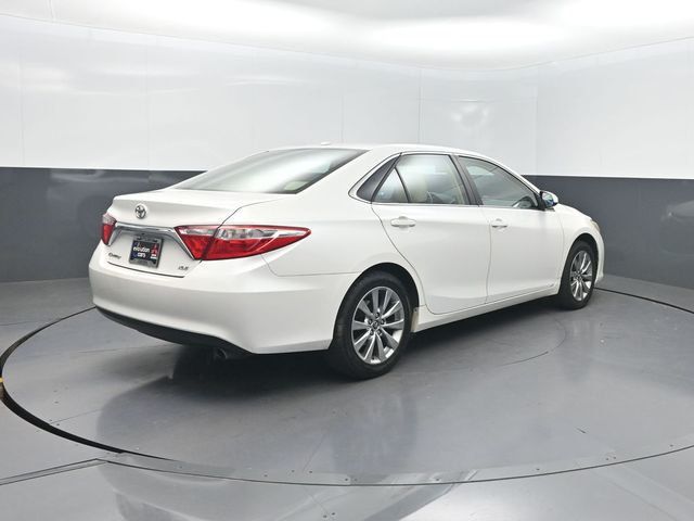 2015 Toyota Camry 4dr Sedan I4 Automatic XLE - 23067791 - 24