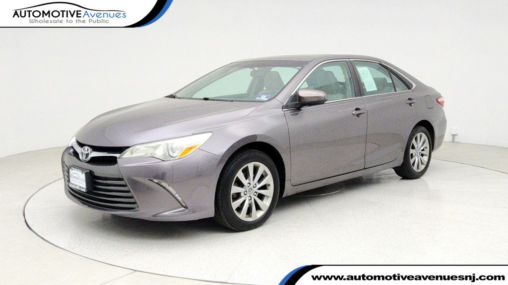 2015 Toyota Camry 4dr Sedan I4 Automatic XLE - 22942594 | Video 1