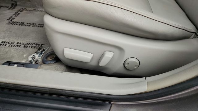 2015 Toyota Camry 4dr Sedan I4 Automatic XLE - 22942594 - 10