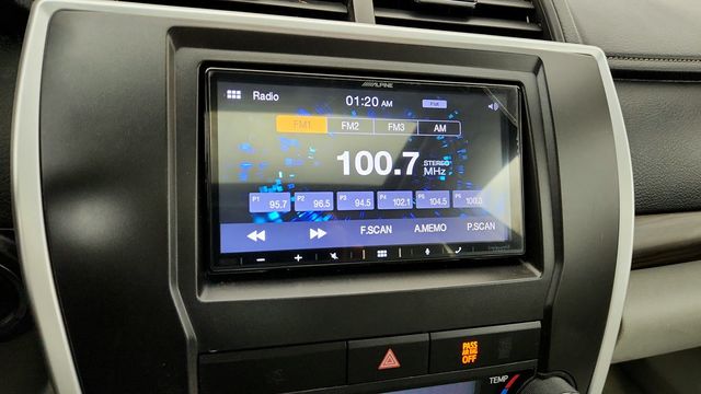 2015 Toyota Camry 4dr Sedan I4 Automatic XLE - 22942594 - 17