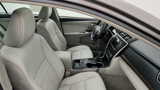 2015 Toyota Camry 4dr Sedan I4 Automatic XLE - 22942594 - 22