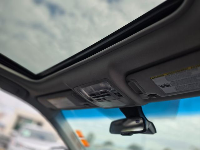 2015 Toyota Camry 4dr Sedan V6 Automatic XLE - 22977889 - 9