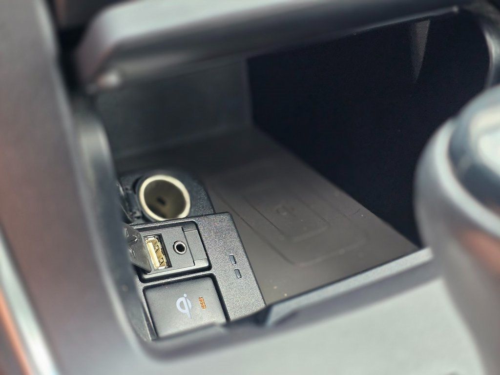 2015 Toyota Camry 4dr Sedan V6 Automatic XLE - 22977889 - 25