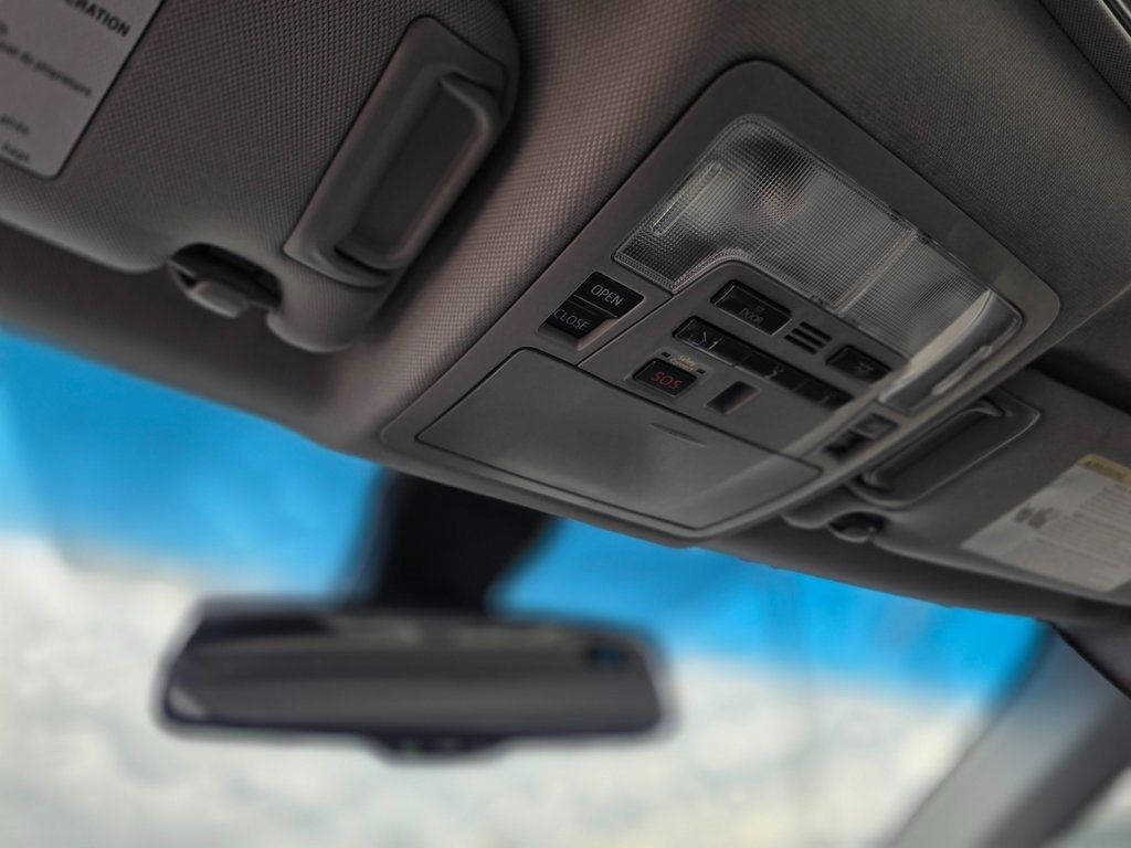 2015 Toyota Camry 4dr Sedan V6 Automatic XLE - 22977889 - 30