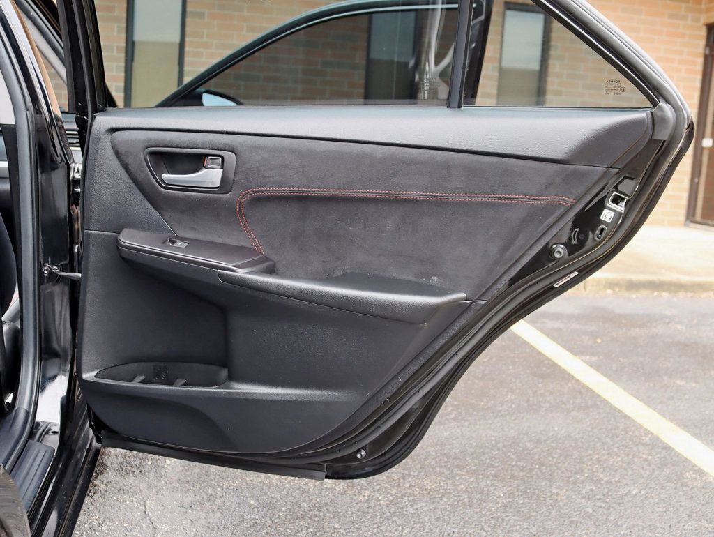 2015 Toyota Camry 4dr Sedan V6 Automatic XSE - 22832702 - 28