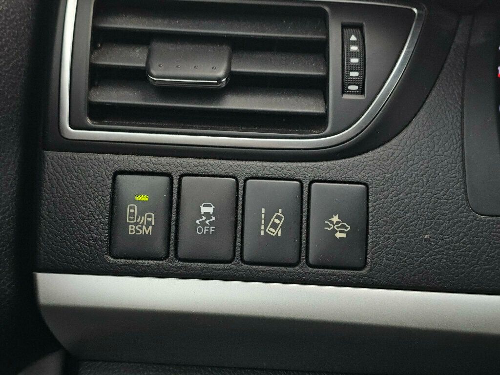 2015 Toyota Camry 4dr Sedan V6 Automatic XSE - 22981287 - 33