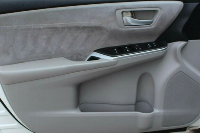 2015 Toyota Camry XSE V6 W/ ENTUNE/JBL AUDIO W/ NAVIGATION, BLIND SPOT, MOONROOF - 23009730 - 18