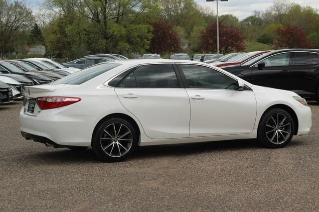 2015 Toyota Camry XSE V6 W/ ENTUNE/JBL AUDIO W/ NAVIGATION, BLIND SPOT, MOONROOF - 23009730 - 2