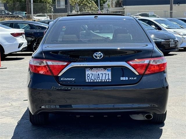 2015 Toyota Camry Hybrid 4dr Sedan XLE - 22474461 - 15