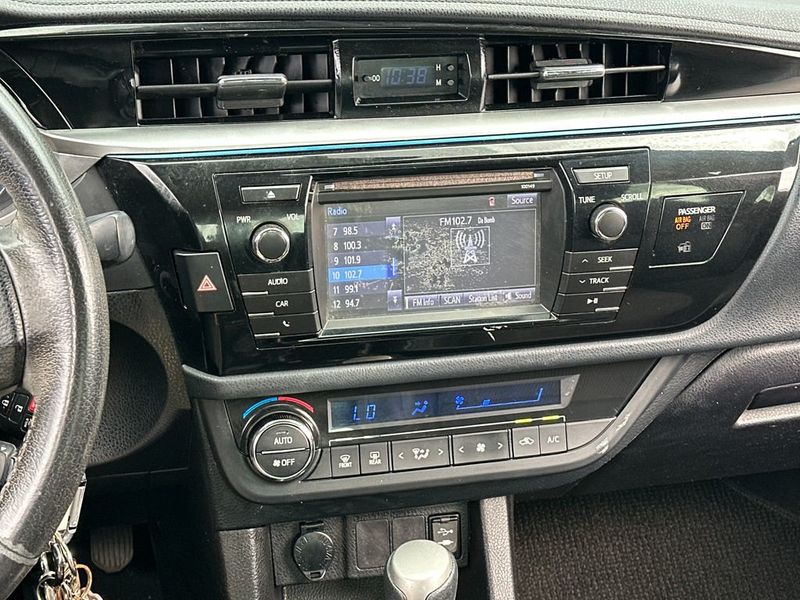2015 Toyota Corolla 4dr Sedan Automatic L - 23028306 - 14
