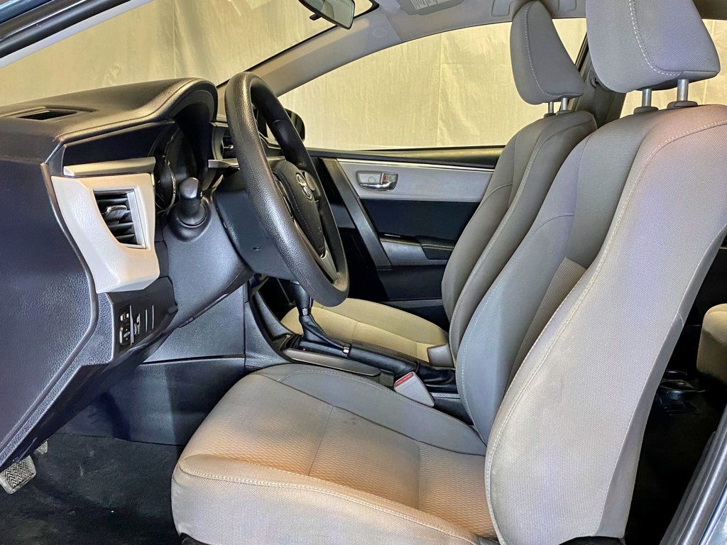 2015 Toyota Corolla 4dr Sedan CVT LE - 23008896 - 18