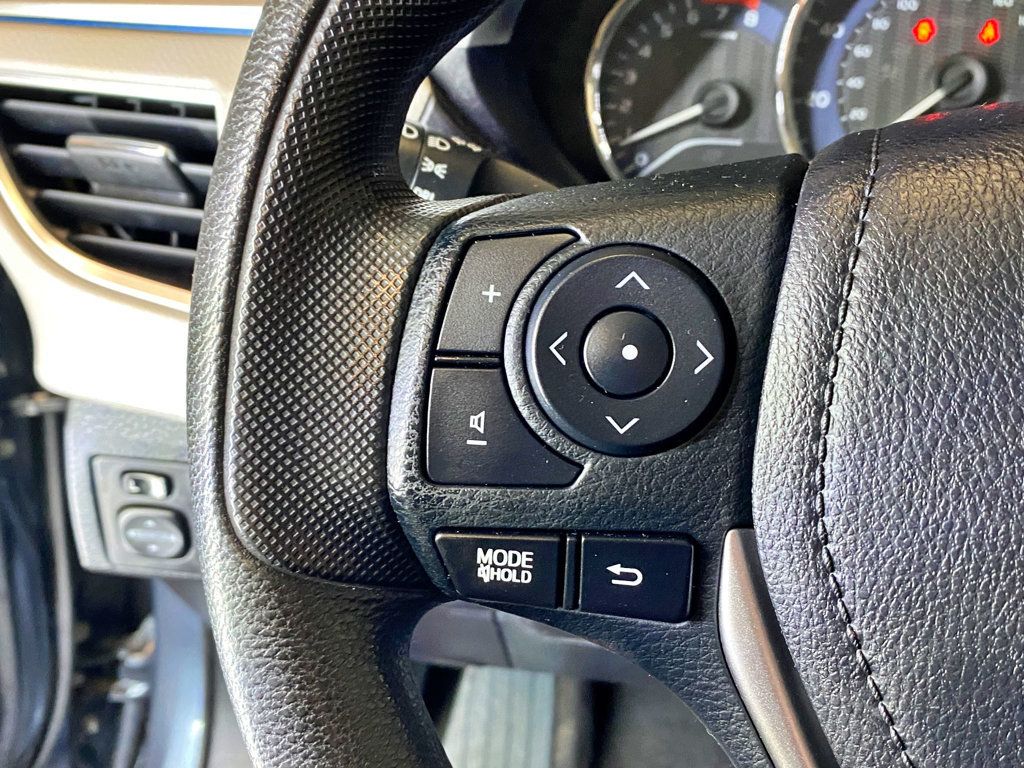 2015 Toyota Corolla 4dr Sedan CVT LE - 23008896 - 24