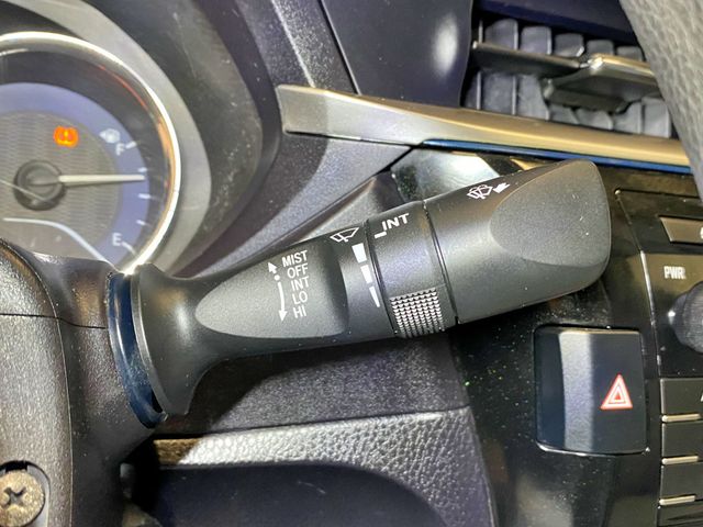 2015 Toyota Corolla 4dr Sedan CVT LE - 23008896 - 27