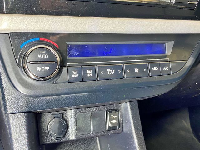 2015 Toyota Corolla 4dr Sedan CVT LE - 23008896 - 32