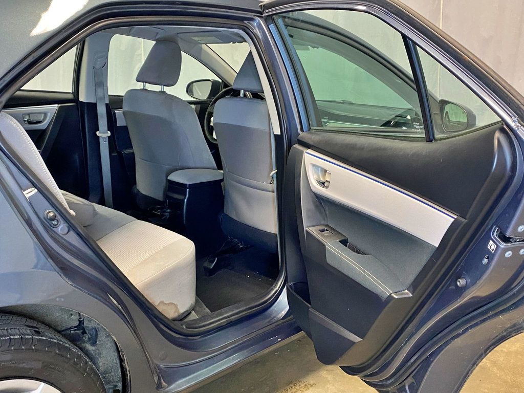 2015 Toyota Corolla 4dr Sedan CVT LE - 23008896 - 40