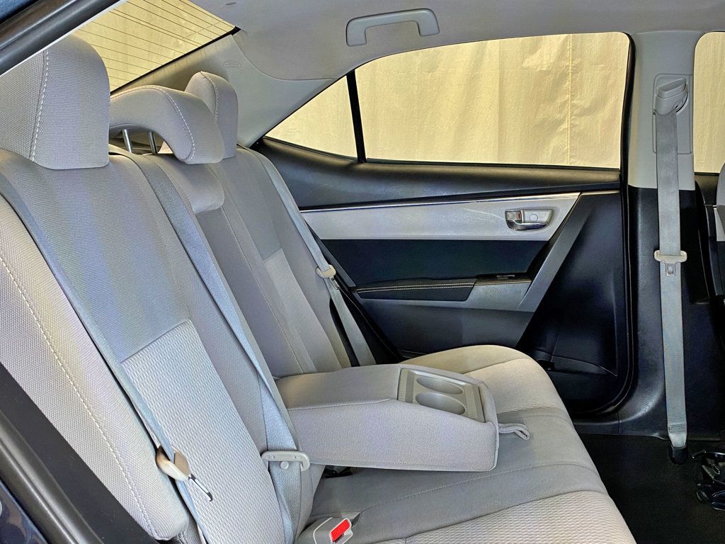 2015 Toyota Corolla 4dr Sedan CVT LE - 23008896 - 42