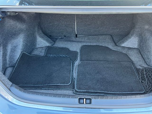 2015 Toyota Corolla 4dr Sedan CVT LE - 22991341 - 13