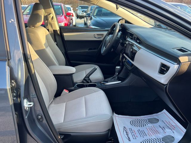 2015 Toyota Corolla 4dr Sedan CVT LE - 22991341 - 16